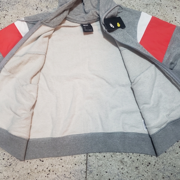 New Nike womens grey red hoodie. - Picture 5 of 8